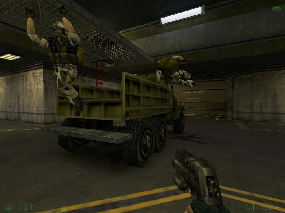 Half-Life Opposing Force: picture 4 of 5 Inside Half-Life Opposing Force, view 4